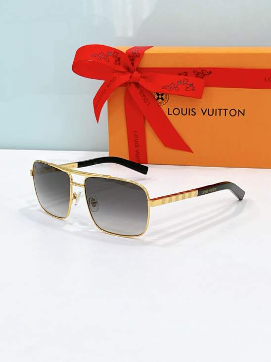Picture of Louis Vuitton Sunglasses _SKUfw79120452fw